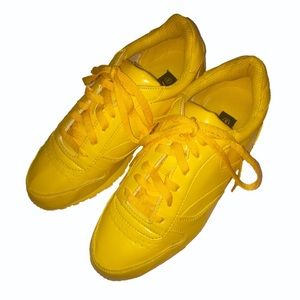 MaxCollection yellow tennis shoes